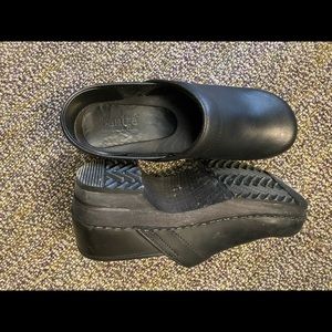 Sanita black leather clogs w/ black soles, size 37